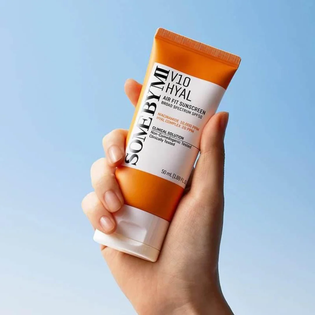 V10 HYAL Airfit Sunscreen SPF50+ 50 ml - Image 3